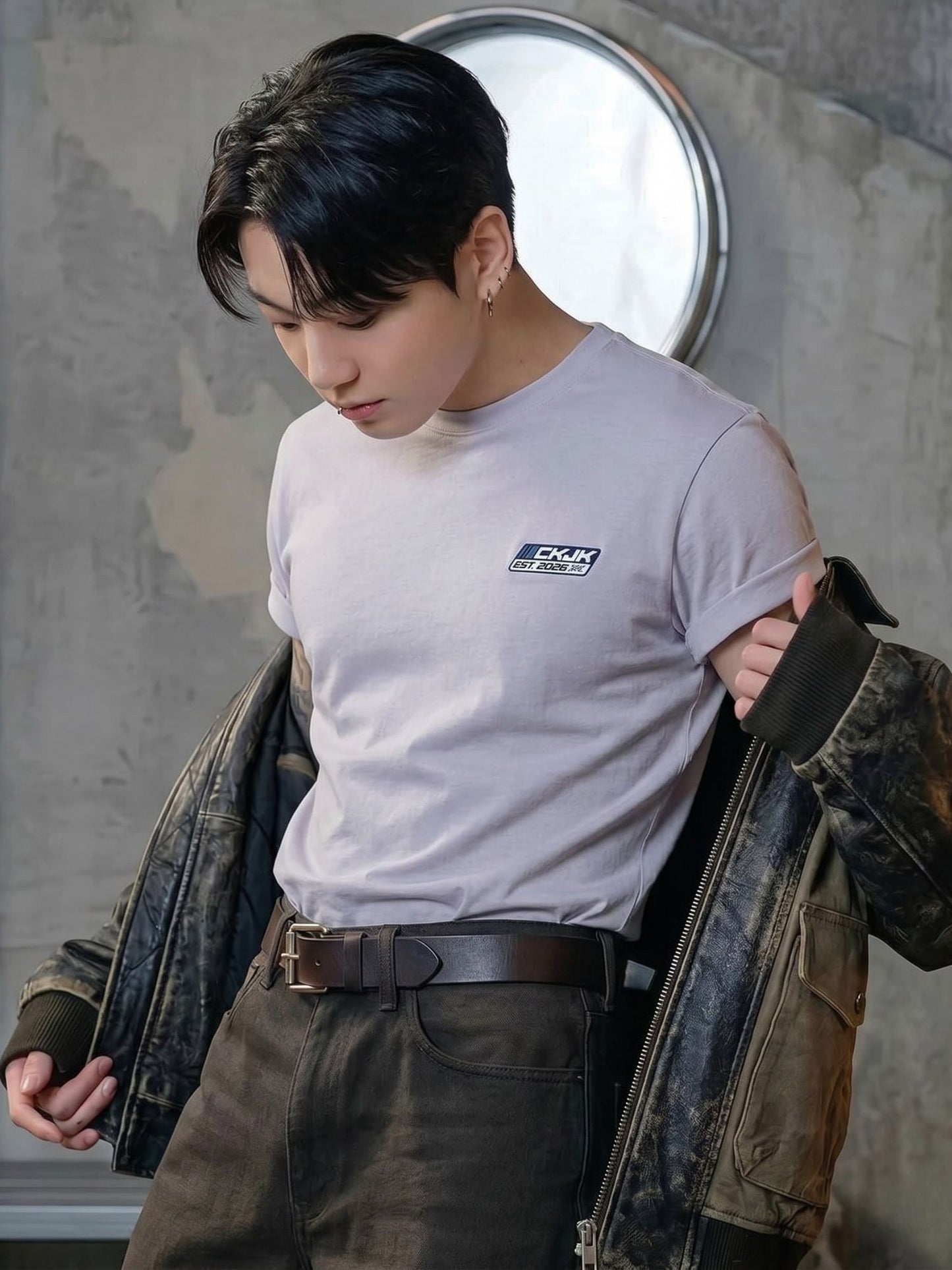 JUNG KOOK x CK LOGO BADGE RELAXED TEE